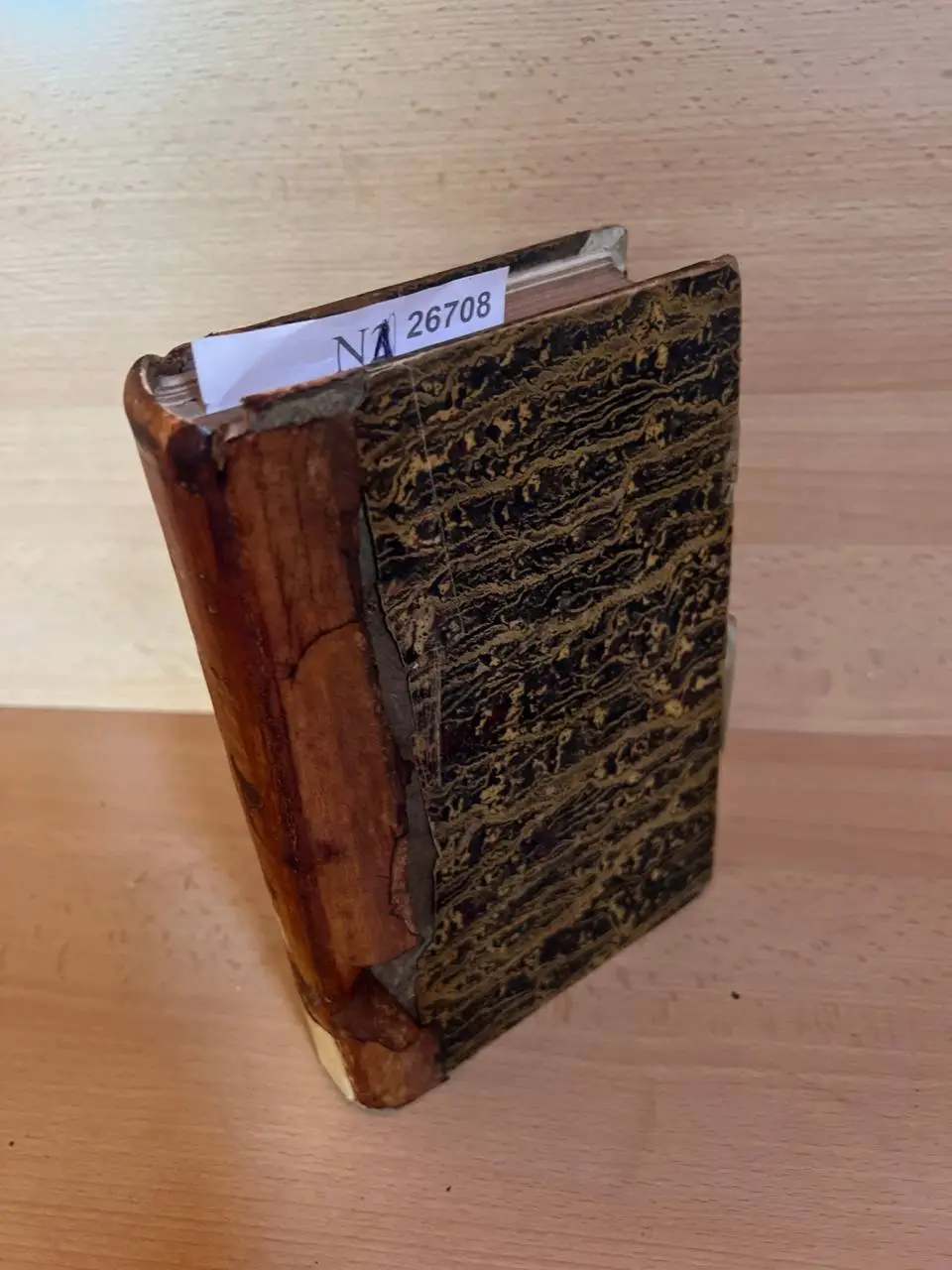 6 PIECES DIVERSES CONTRE LES DOCTRINES DE LAMENNAIS.