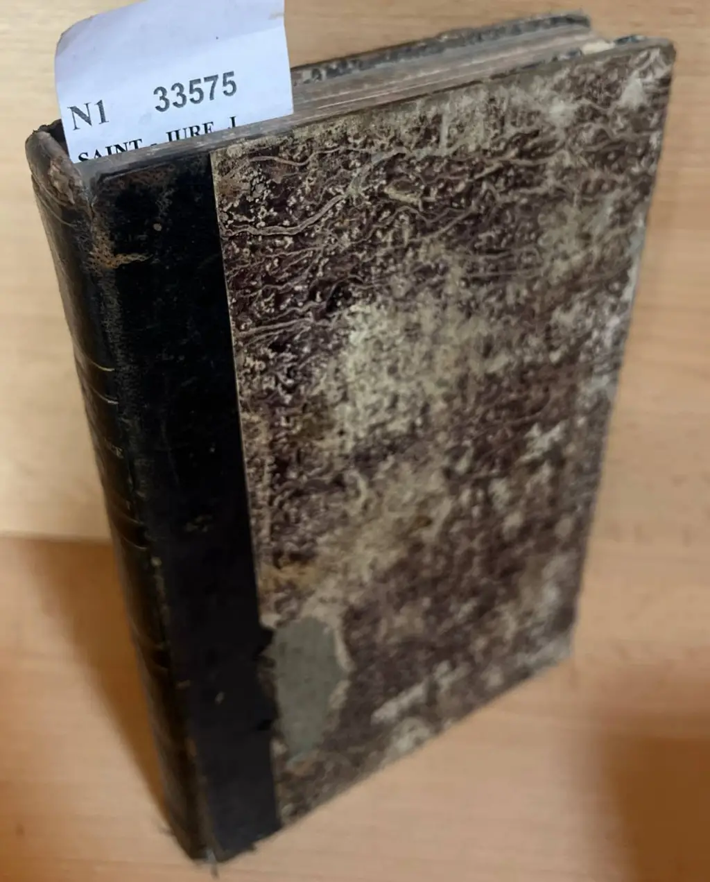 DE LA CONNAISSANCE ET DE LAMOUR DU FILS DE DIEU N.S. JESUS-CHRIST, par le R.P. —.  S.J. TOME PREMIER.