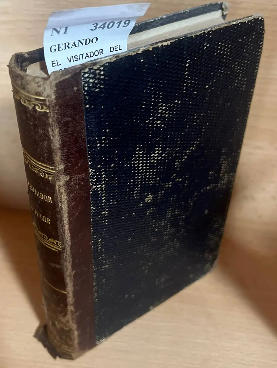EL VISITADOR DEL POBRE por Mr. de, miembro del Instituto de Francia. Obra a la que adjudicó la Academia Francesa el premio fundado por M. de Montyon para la obra mas util a las costumbres.