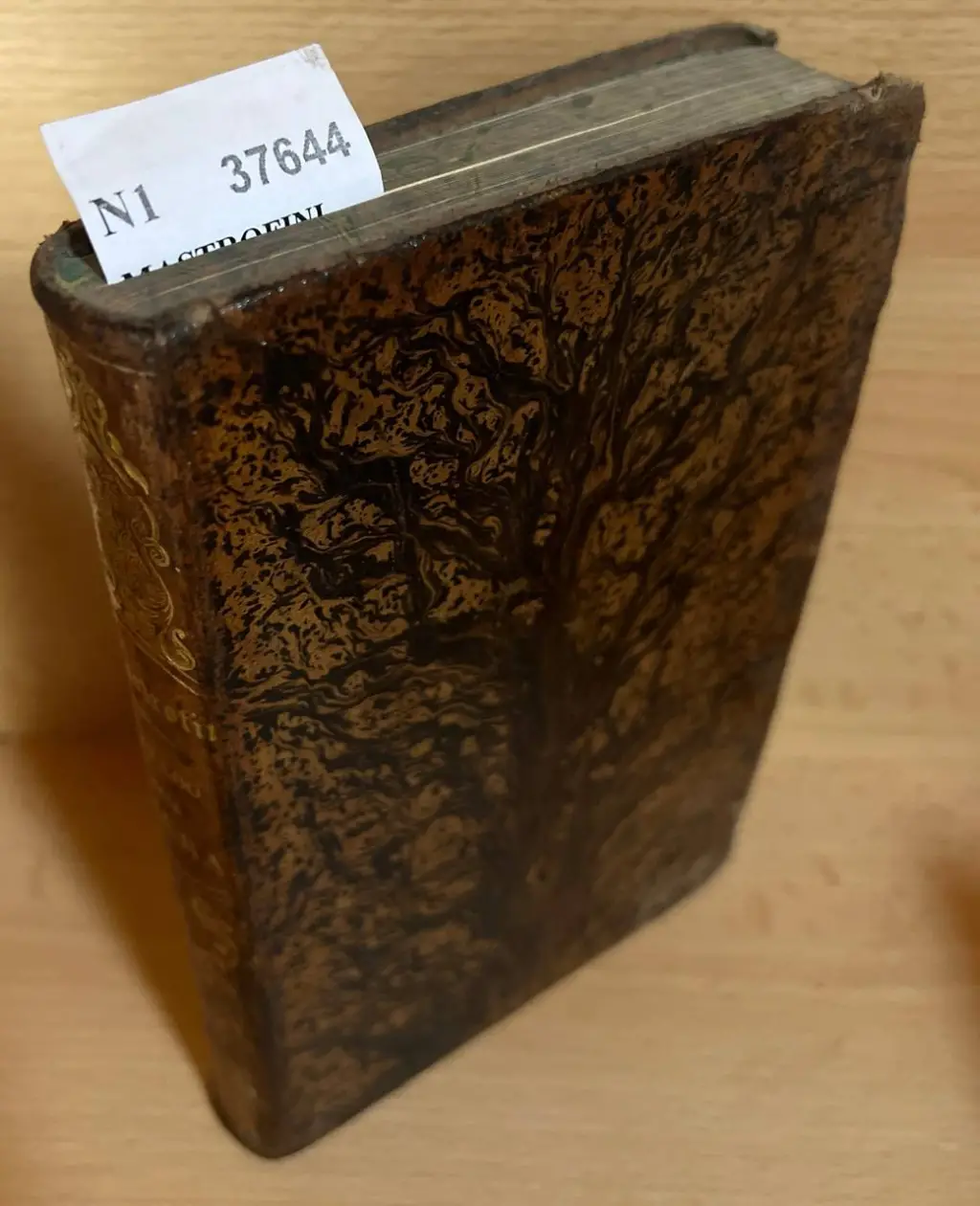 TRATADO DE LA USURA en tres libros por el abate — y traducido del original italiano por el presbitero D. Mariano Jose de IBARGÜENGOITIA.