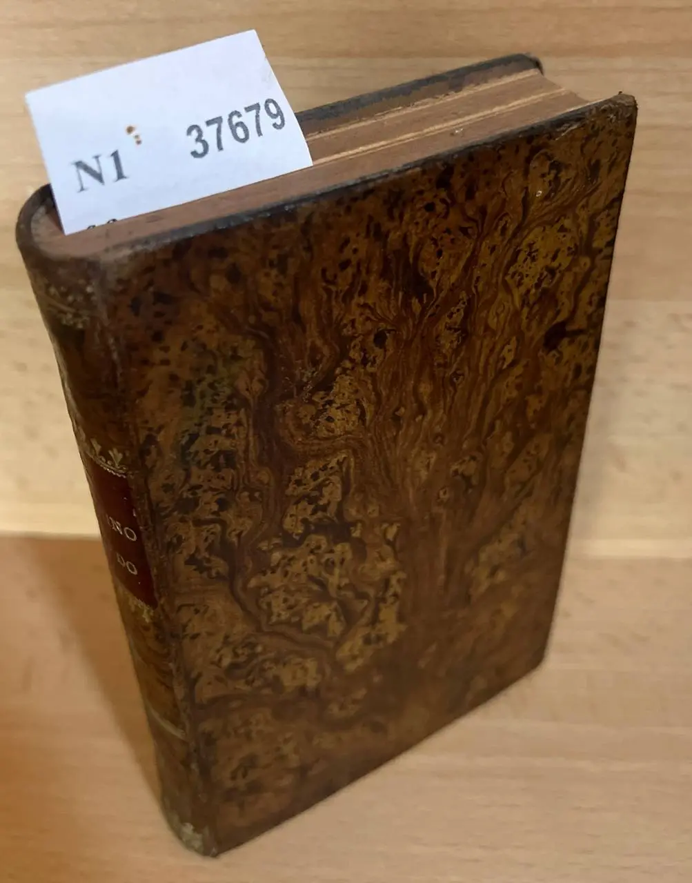 EL CAPUCHINO RETIRADO. CURSO DE EJERCICIOS ESPIRITUALES ordenados segun la regla y constituciones de los Frailes Menores Capuchinos de S. Francisco. Escrito en italiano por un religioso de la provincia de Brescia. Edicion castellana arreglada y anotada por un religioso de la provincia de la Madre de Dios.