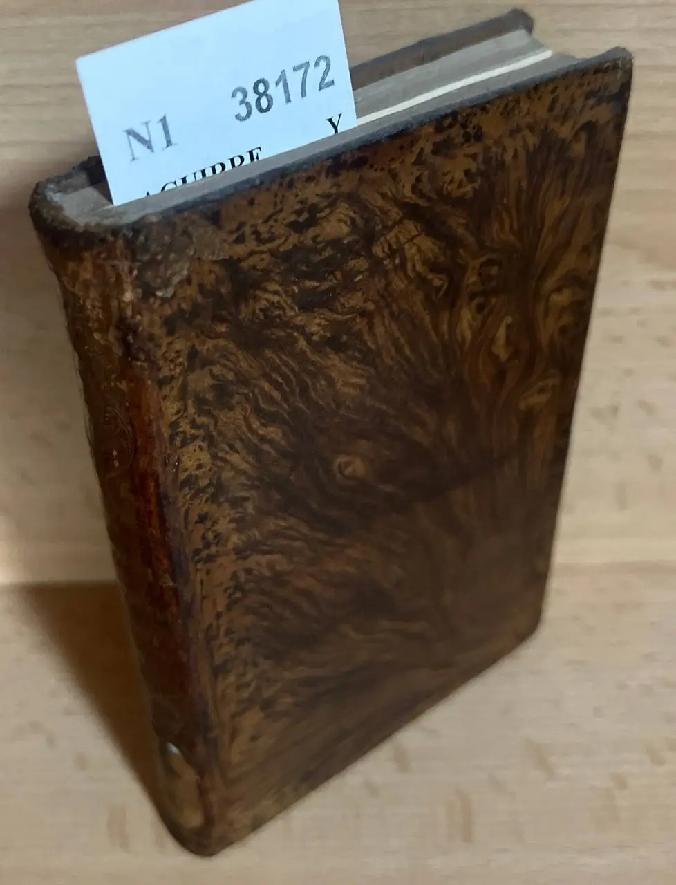 VIRGINIA, O LA DONCELLA CRISTIANA: HISTORIA que se propone por modelo a todas las señoras que aspiran a la perfeccion evangelica. Trad. del frances por Dª. — TOMO I.