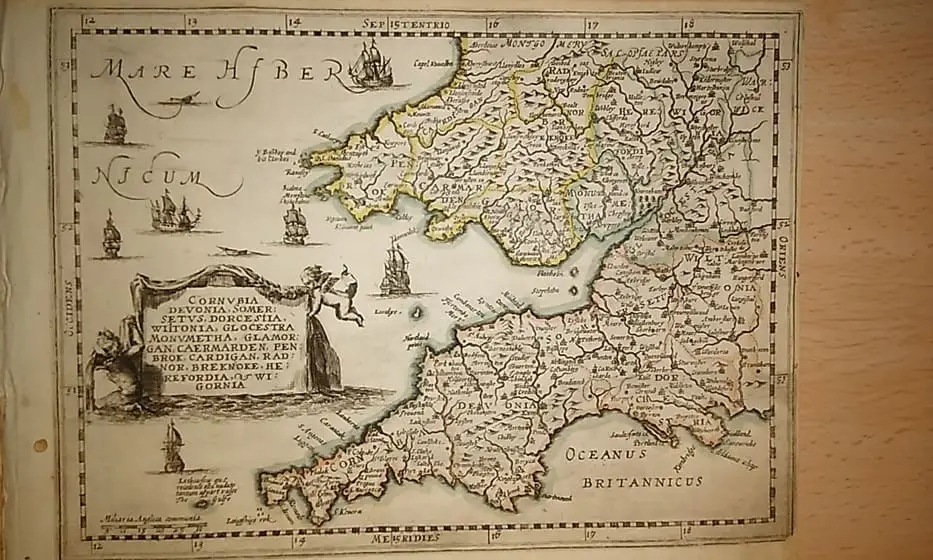 MAPA ANTIGUO: CORNUBIA, DEVONIA, SOMERSETUS, DORCESTIA, WILTONIA, GLOCESTRA MONUMETHA, GLAMORGAN, CAERMARDEN, PENBROK, CARDIGAN, RADNOR, BREKNOKE, HEREFORDIA, ET WIGORNIA
