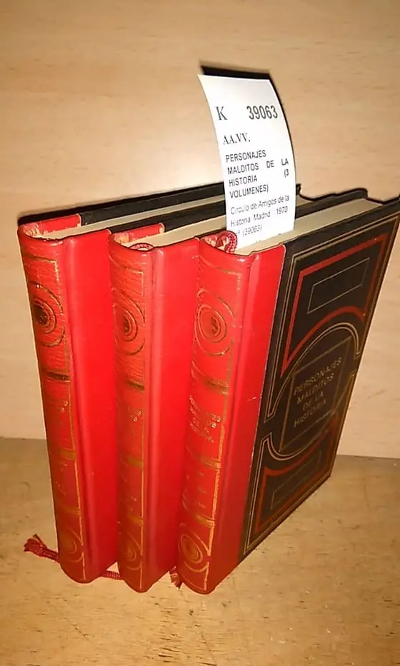 PERSONAJES MALDITOS DE LA HISTORIA (3 VOLUMENES)