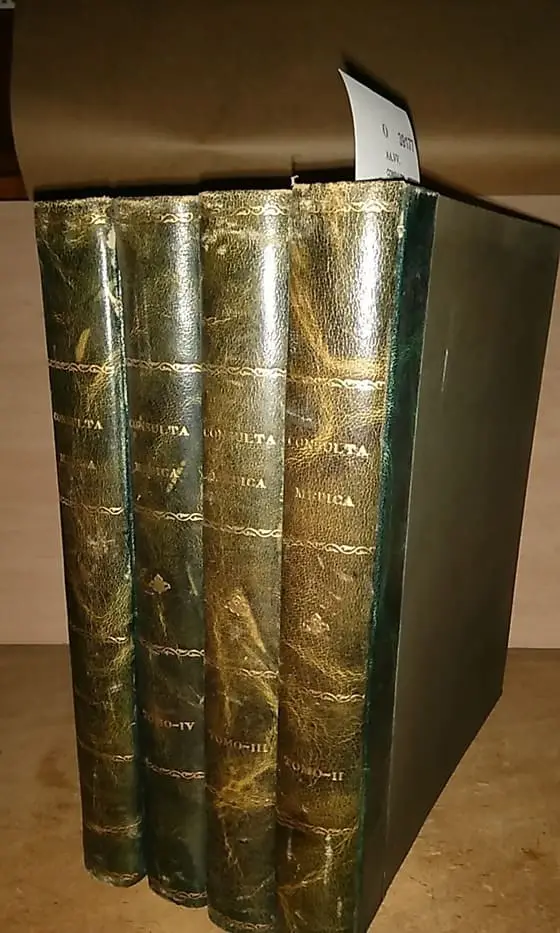 CONSULTA MEDICA (4 VOLUMENES)