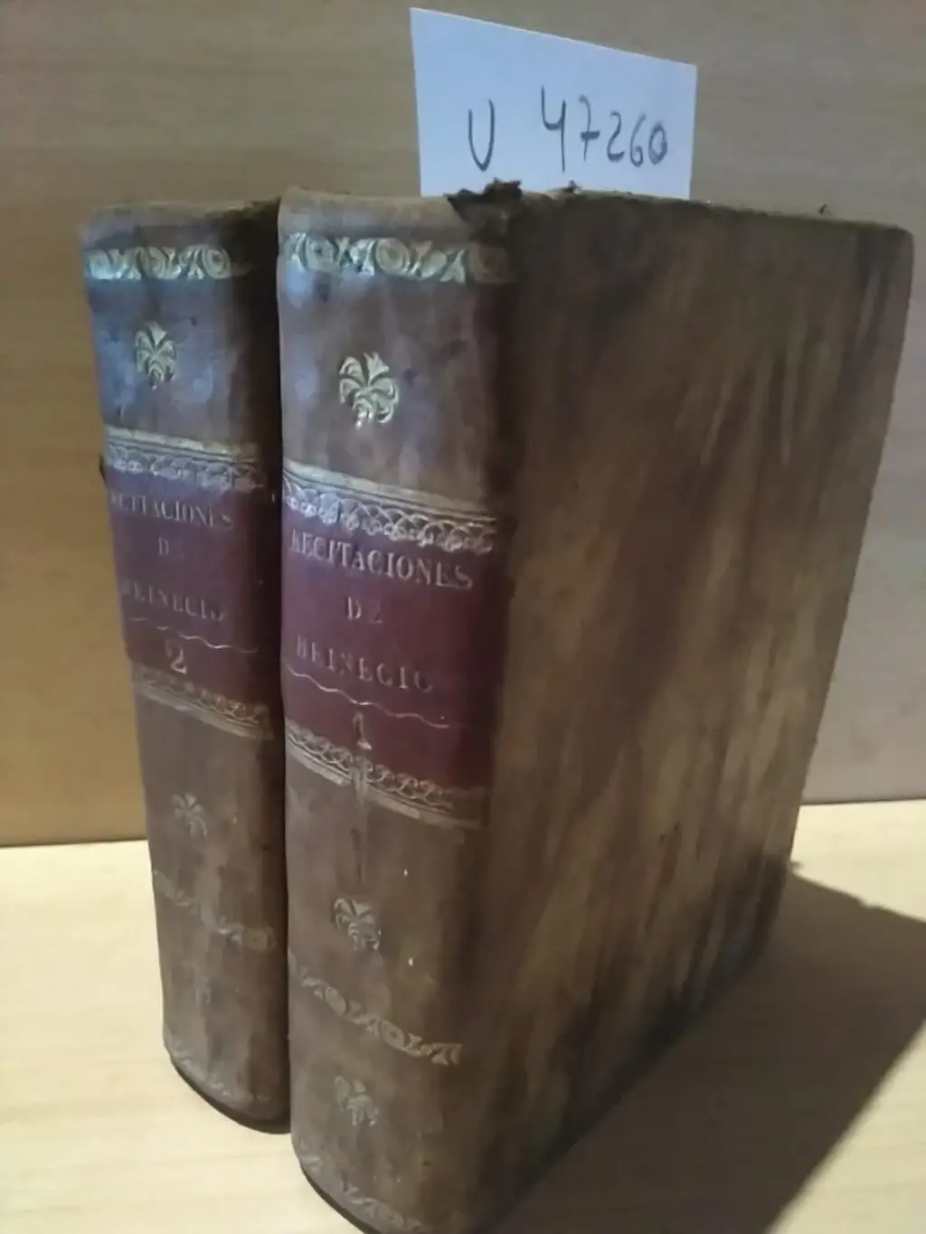 RECITACIONES DEL DERECHO CIVIL DE J. HEINECIO. Traduccion al castellano, enriquecida con notas y adiciones considerables, POR — (2 VOLUMENES)