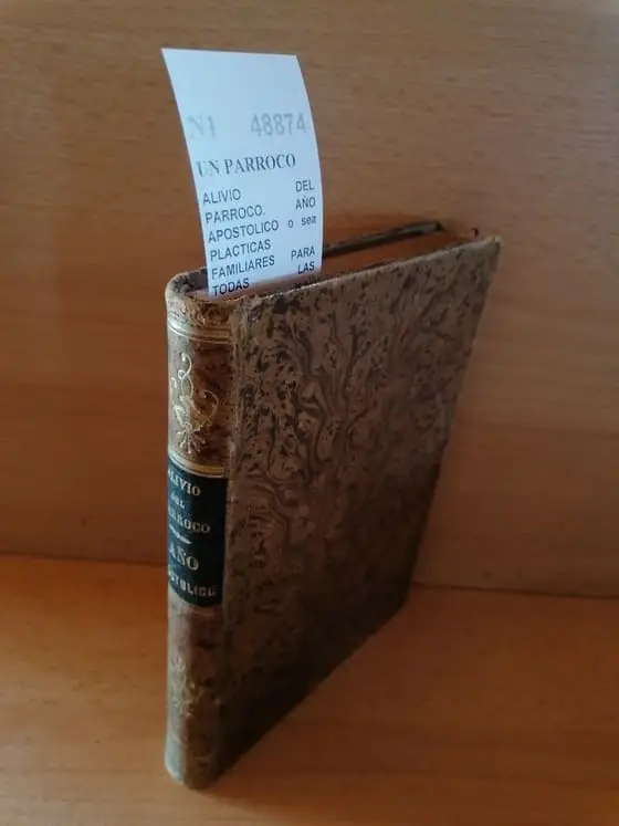 ALIVIO DEL PARROCO. AÑO APOSTOLICO o sea PLACTICAS FAMILIARES PARA TODAS LAS DOMINICAS Y FESTIVIDADES DEL AÑO, COMPUESTAS POR —.