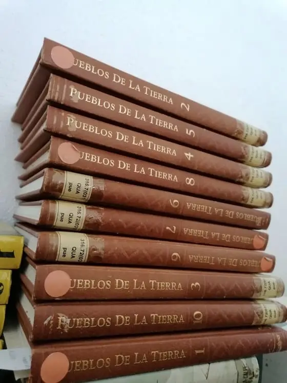 PUEBLOS DE LA TIERRA (10 VOLUMENES)
