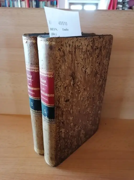 LEY DE ENJUICIAMIENTO CRIMINAL (2 VOLUMENES) de 14 de septiembre de 1882, CONCORDADA Y ANOTADA EXTENSAMENTE con arreglo a la doctrina de los autores, la practica de los tribunales y la jurisprudencia del Tribunal Supremo de Justicia por la redaccion de la REVISTA GENERAL DE LEGISLACION Y JURISPRUDENCIA bajo la direccion de D. — con un prologo del Excmo. Sr. D. Cristino Martos.