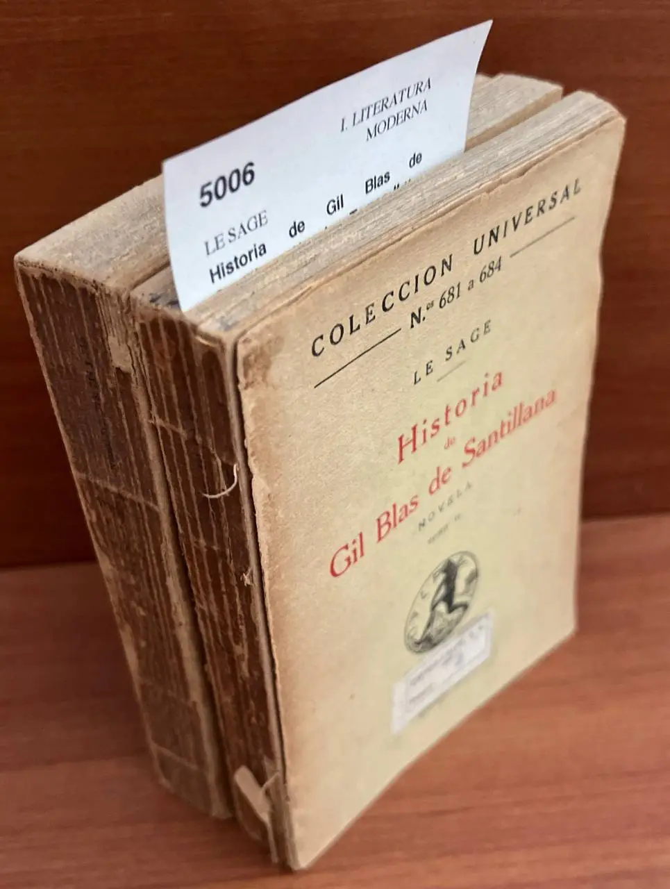 Historia de Gil Blas de Santillana. Novela.  (DOS VOLUMENES) Tomos II y III.