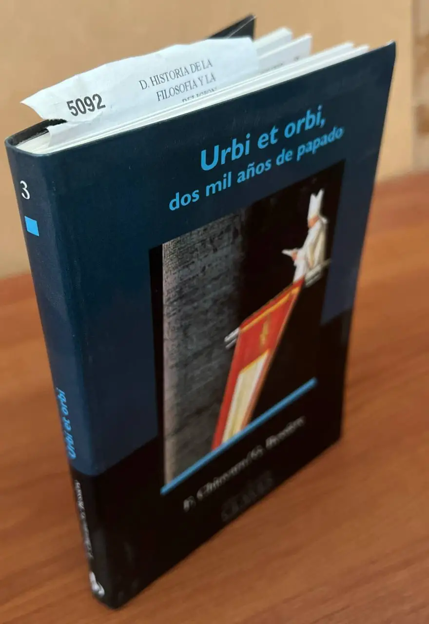 Urbi et orbi, dos mil años de papado.