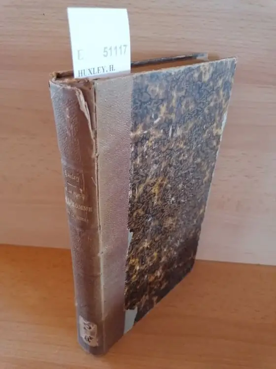 DE LA PLACE DE LHOMME DANS LA NATURE par Th. — Trad. annote, precedé dune introduction et suivi dun compte rendu des travaux anthropologiques du Congres International dAnthropologie et dArcheologie Prehistoriques tenu a Paris (Session de 1867) PAR LE Dr. E. DALLY. Avec une preface de lauteur pour lEdition francaise.