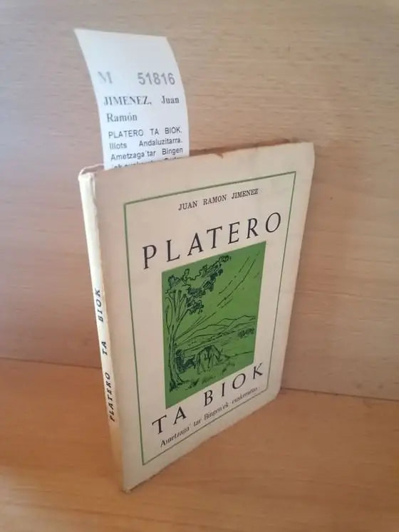 PLATERO TA BIOK. Illots Andaluzitarra. Ametzaga´tar Bingen´ek euskeratua. Carlos Gonzalez Mendilaharzuren irudiak.