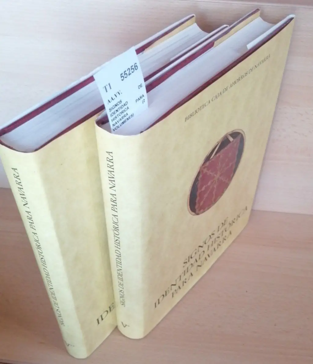 SIGNOS DE IDENTIDAD HISTORICA PARA NAVARRA (2 VOLUMENES)