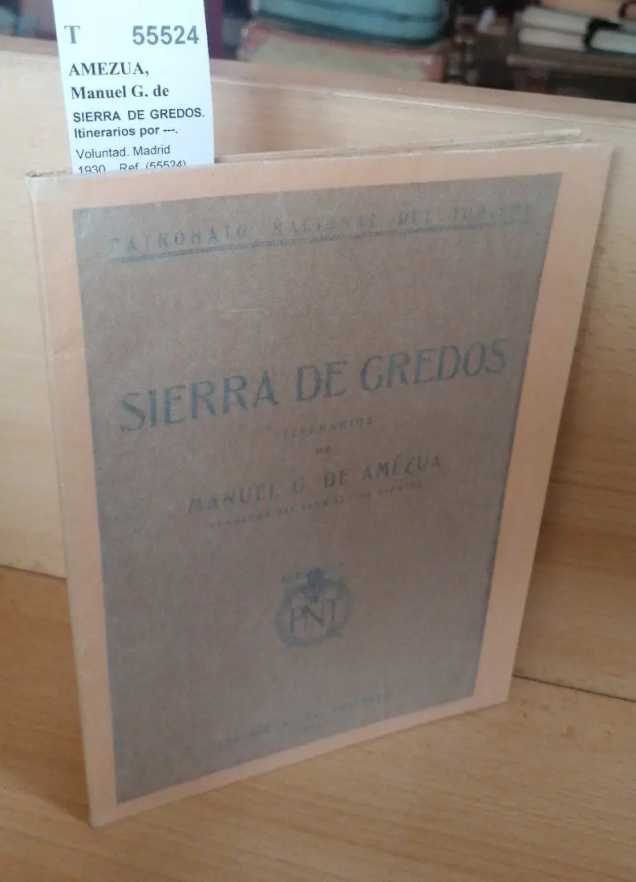 SIERRA DE GREDOS. Itinerarios por —.
