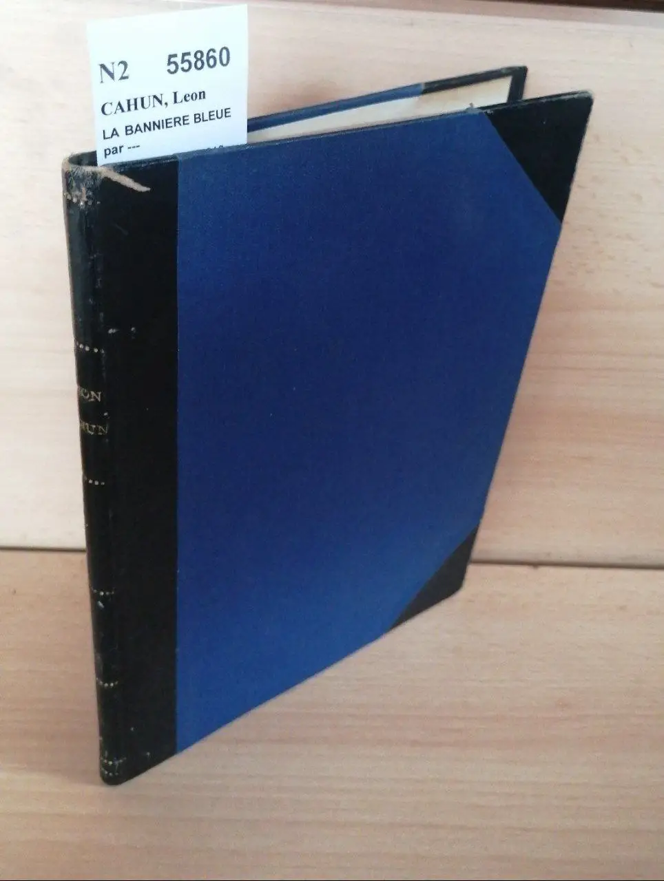 LA BANNIERE BLEUE par —